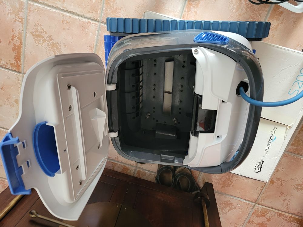  Robot piscine Dolphin S200 Jardin