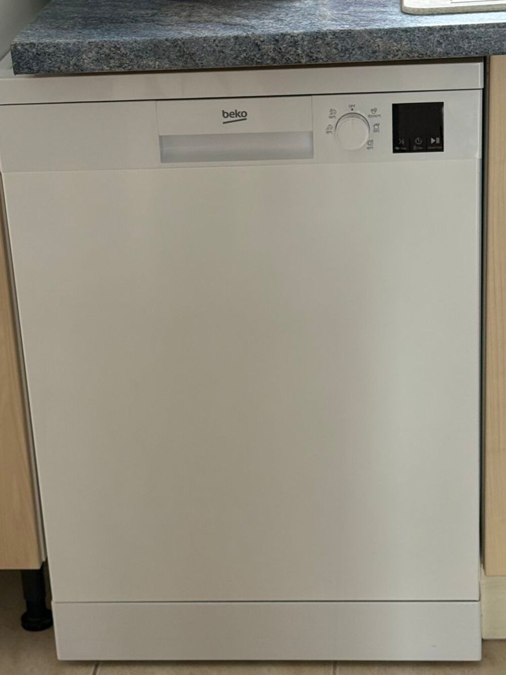 lave-vaisselle Beko 13 couverts sous garantie Electroménager
