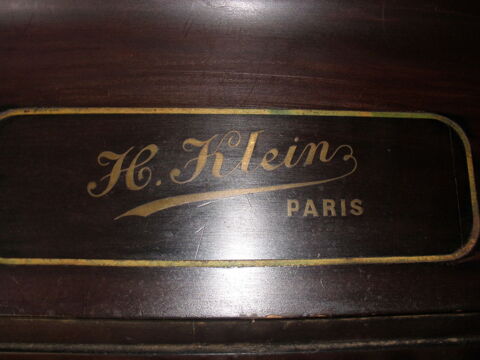 piano droit 100 Les Billaux (33)