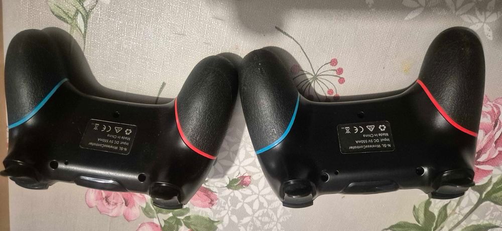 Contr&ocirc;leurs pour Nintendo Swith Consoles et jeux vidéos