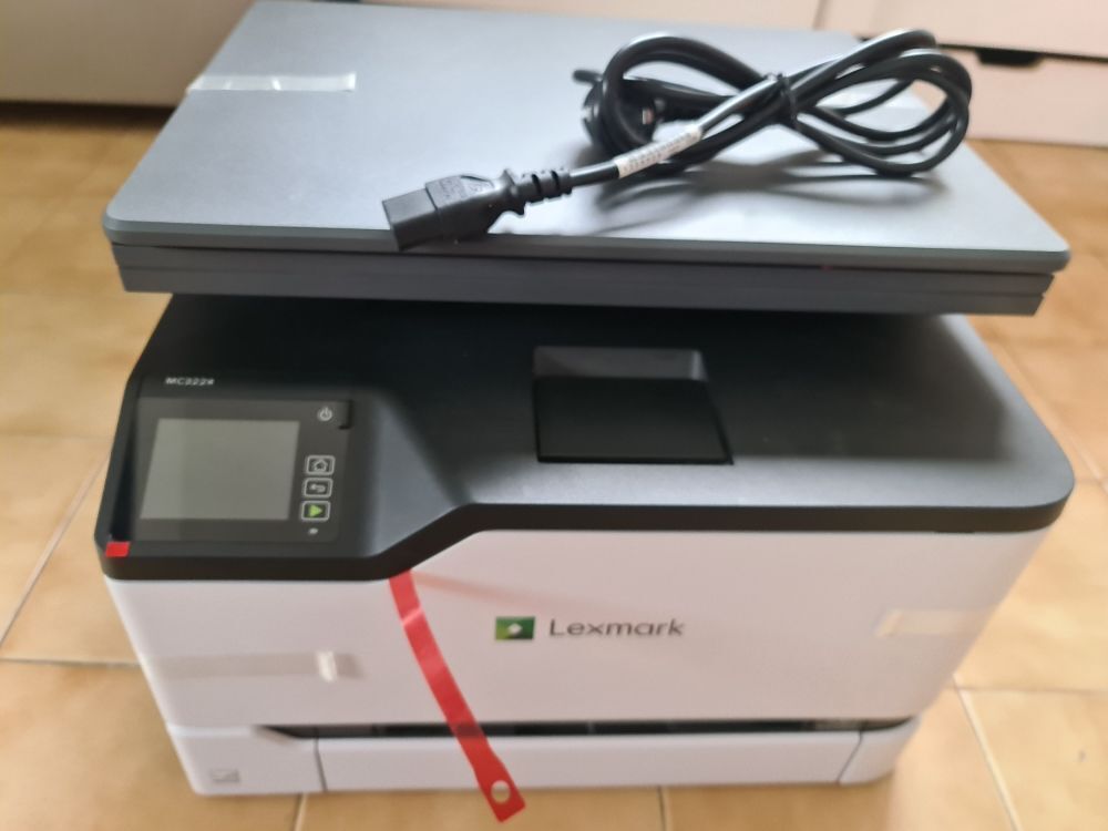 IMPRIMANTE LASER LEXMARK MC3224 Matériel informatique