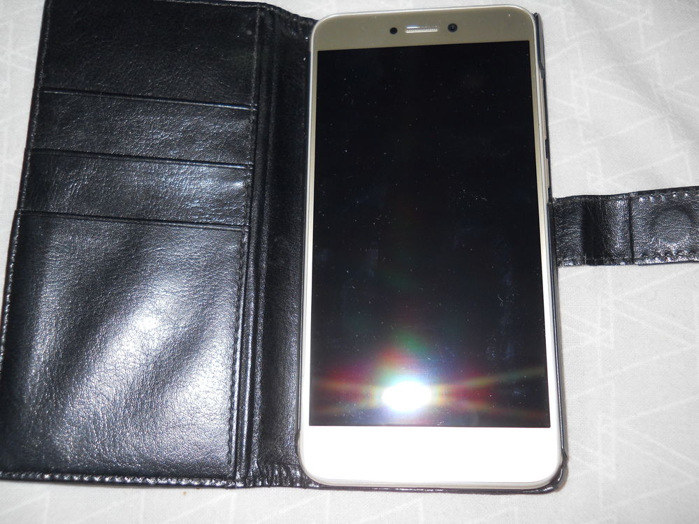 telephone portable HUAWEI P8 LITE Téléphones et tablettes