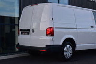 Transporter TRANSPORTER 6.1 VAN L1H1 2.0 TDI 90 BVM5 BUSINESS 2021 occasion 56300 Pontivy