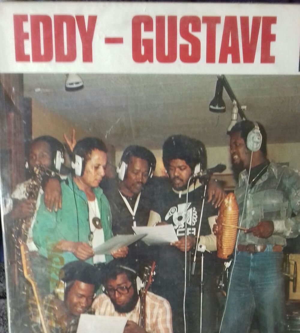 UN ALBUM DE MUSIQUE TROPICALE VINTAGE CD et vinyles