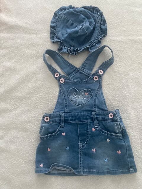 Robe et chapeau T12/18 mois 6 Cagnes-sur-Mer (06)