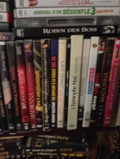 lot de dvd originaux Neuf-Brisach (68)
