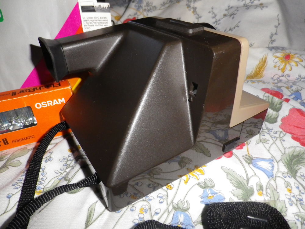 Polaroid Land Camera 1500 Photos/Video/TV