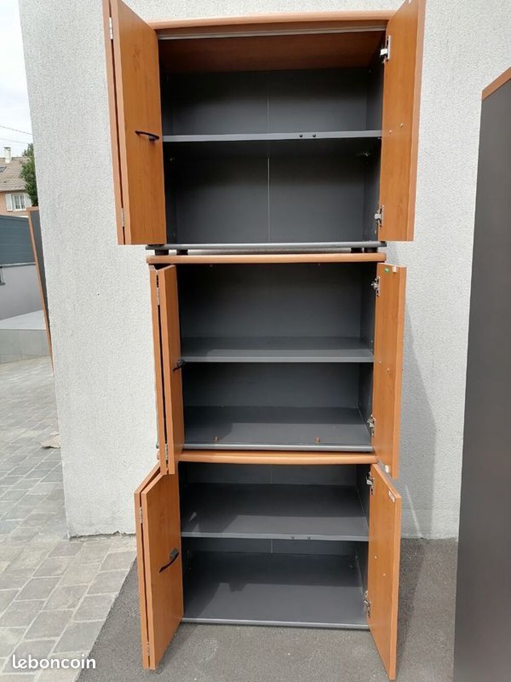 Meubles bas de marque GAMI pour bureau ou chambre
Meubles