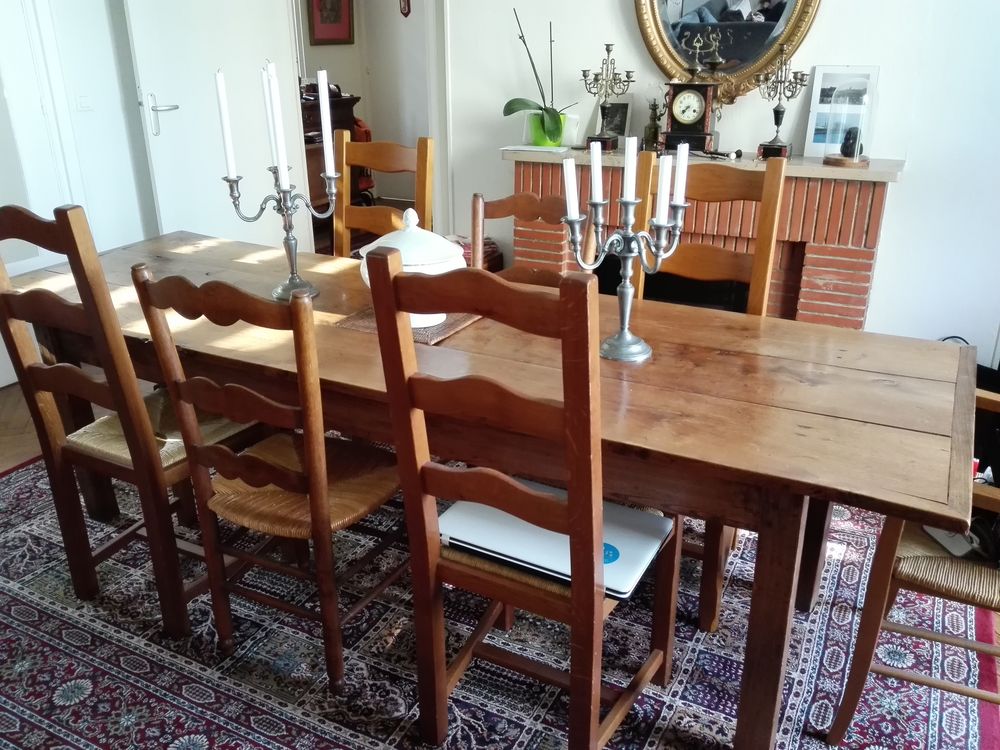 OU ECHANGE TABLE DE FERME EN ORME Meubles