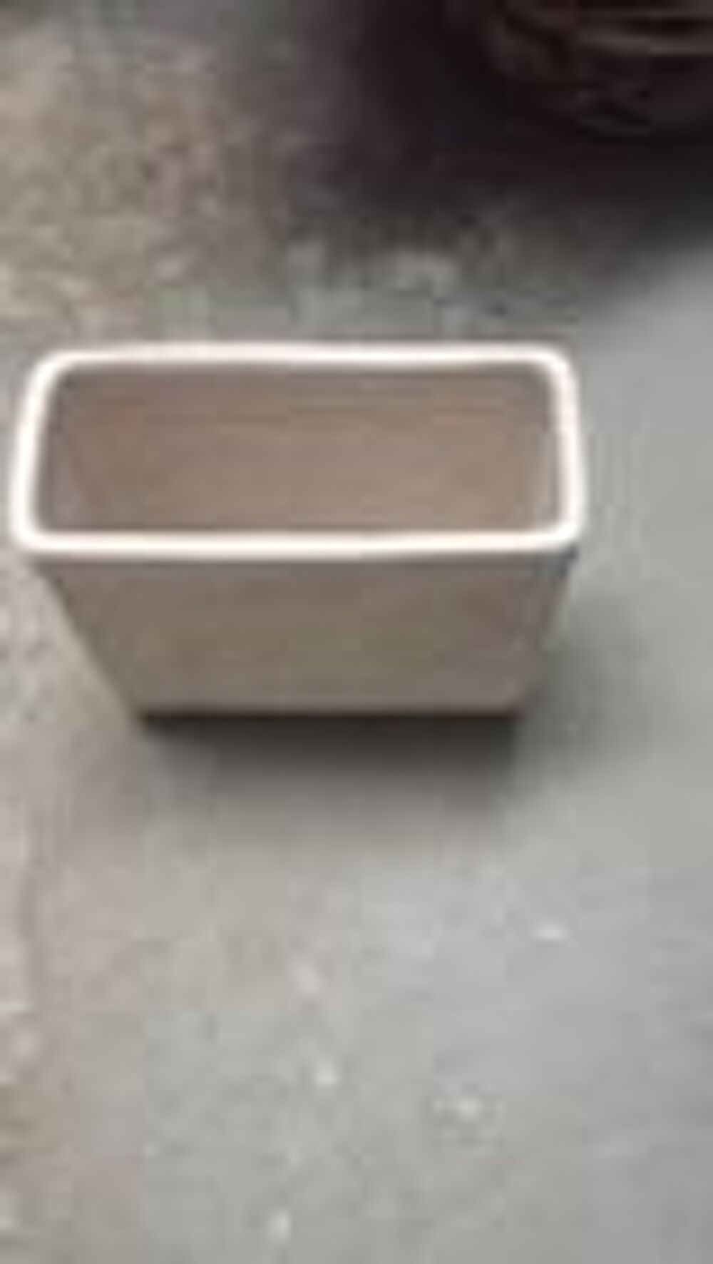 Pot &agrave; fleurs ou autre rectangulaire pas un &eacute;clat Jardin