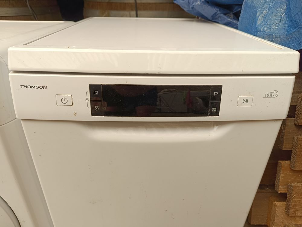 Lave Linge Indesit Push &amp; Go et Lave Vaisselle Thomson Electroménager