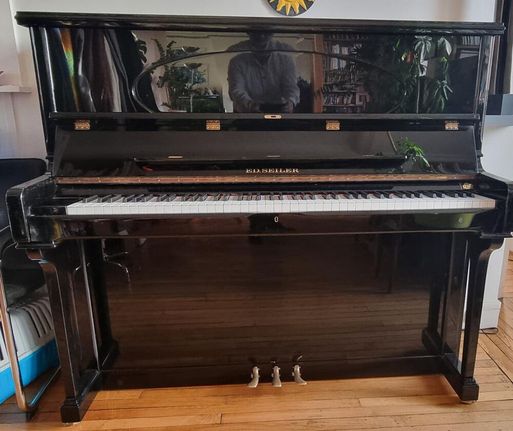 piano SEILER 128 Konservativ Instruments de musique