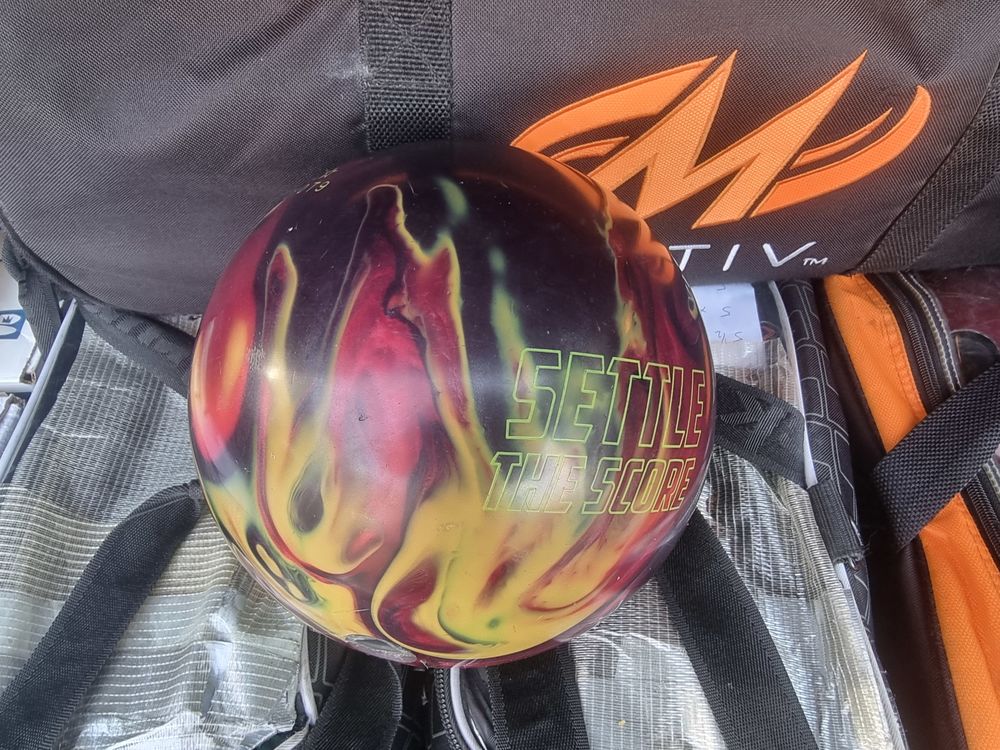 Boules de bowling + sac 3 boules Sports