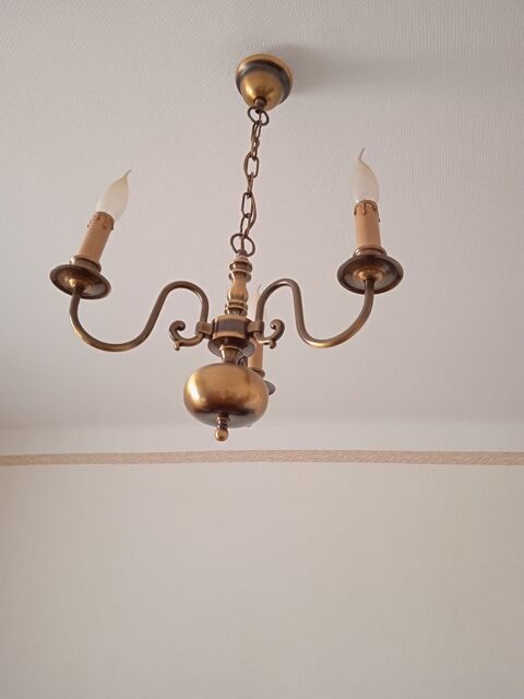 Lustre en laiton dor� 13 Andr�zieux-Bouth�on (42)