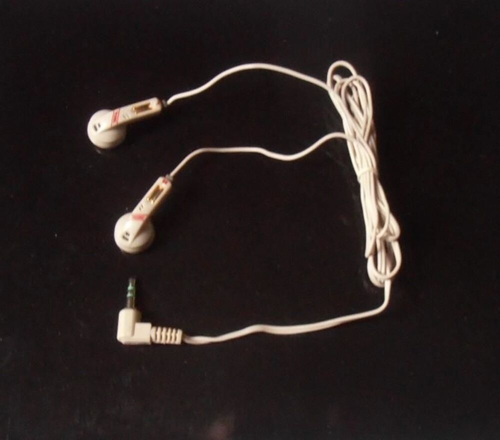 Casque/ &eacute;couteurs audio intra-auriculaire couleur beige NEUF Audio et hifi