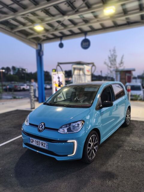 Volkswagen UP e-up! 83 Electrique Style 2023 occasion Bordeaux 33200