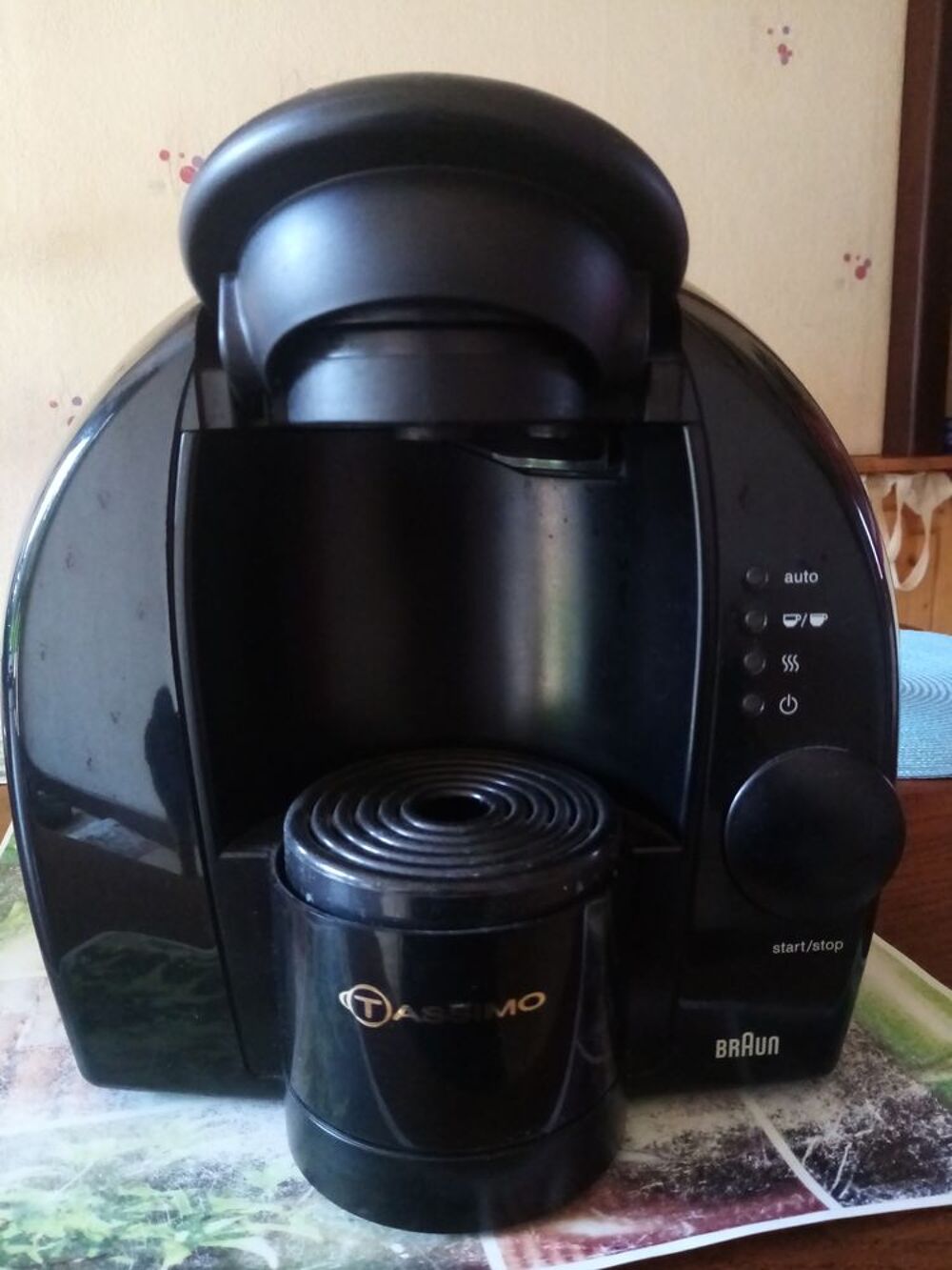 Machine &agrave; caf&eacute; "Tassimo" en tr&egrave;s bon &eacute;tat 
Electroménager