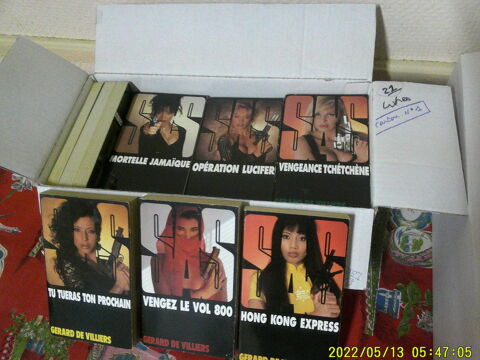 un lot de ( 86 ) Livres .    S.A.S   Nontron (24)