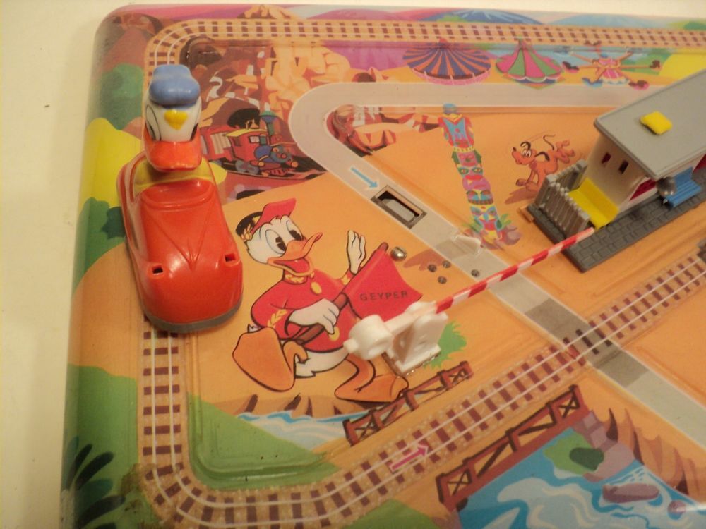 Rare Jouet Train Disneylandia Donald Dingo Mickey Disney. Jeux / jouets