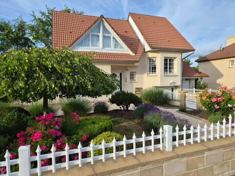   maison individuelle avec piscine Maison - 5 pièce(s) - 130 m²