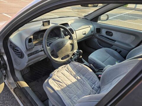 Renault laguna ii Laguna 2.2 RXT 115ch Toute options.