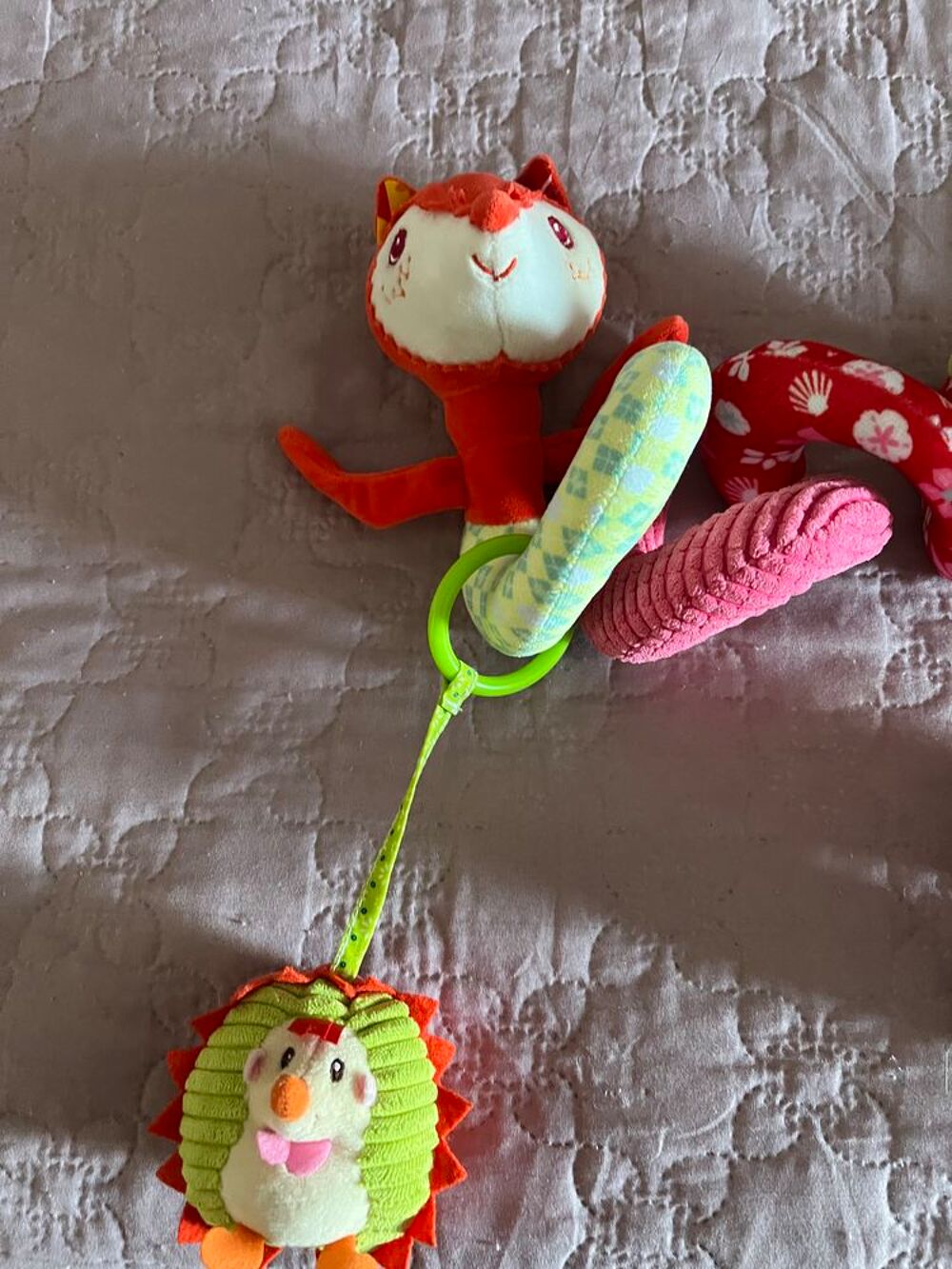 Jouet spirale pour lit b&eacute;b&eacute; ou poussette Jeux / jouets