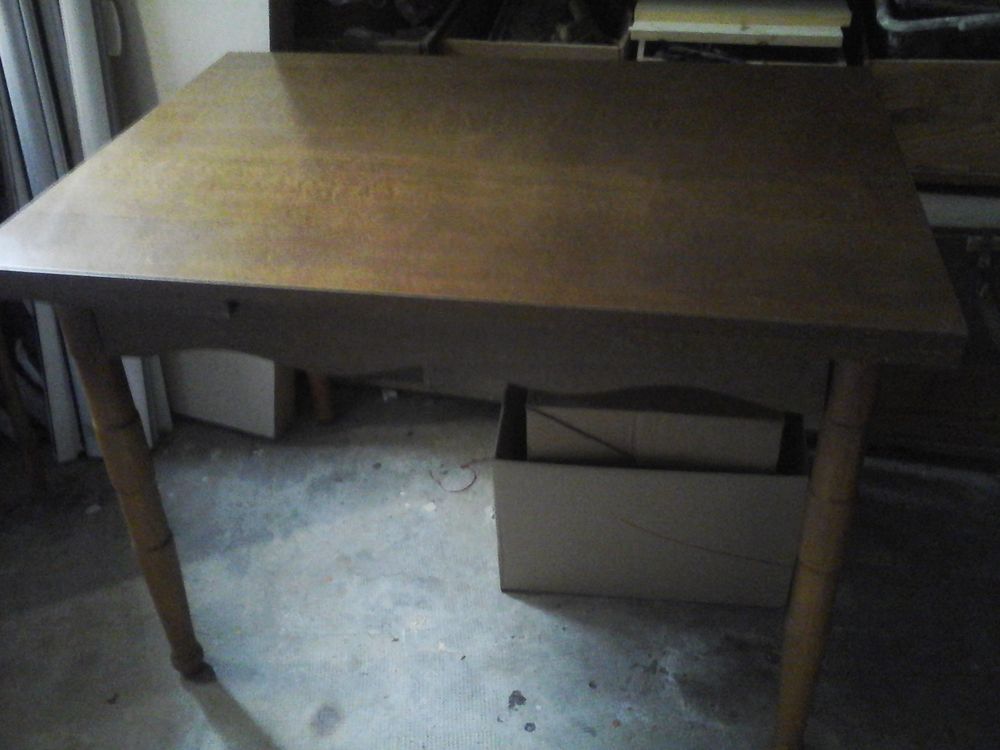 table de cuisine en bois Meubles
