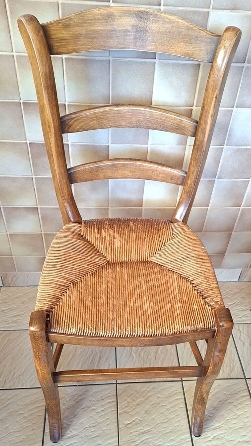 Table ronde extensible et 6 chaises Meubles
