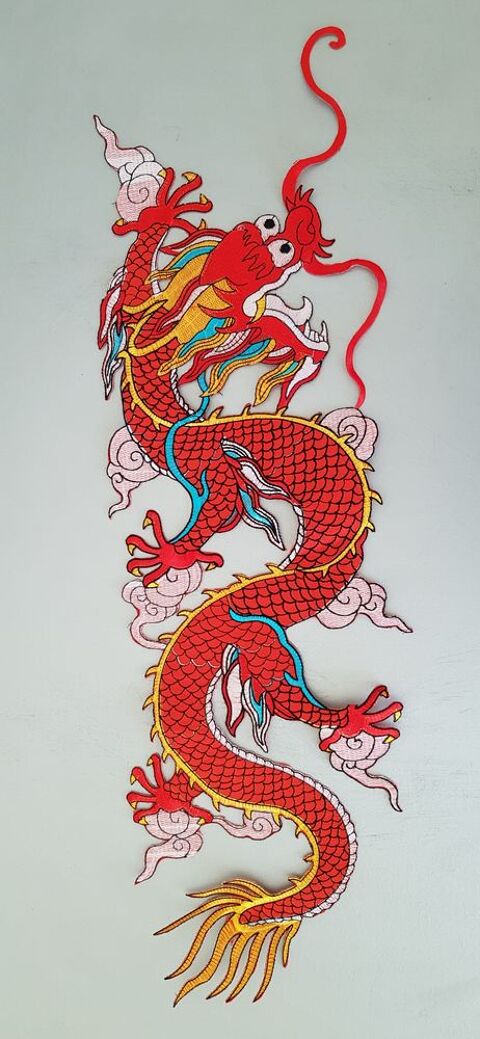 Ecusson brod� dragon rouge XL thermocollant  10 Carnon Plage (34)