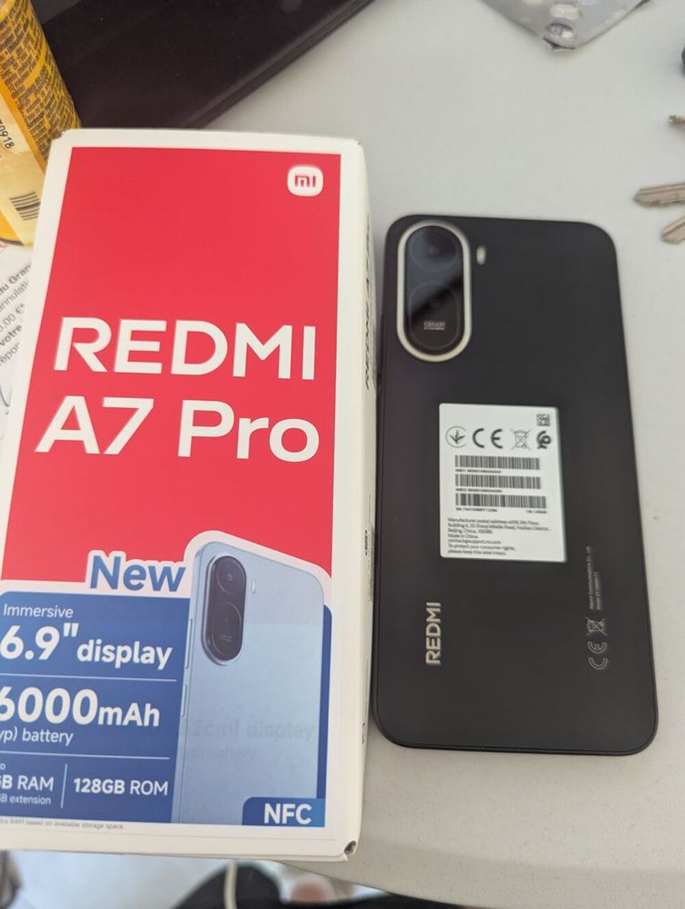 Redmi A7 pros &eacute;tat neuf dans sa bo&icirc;te jamais utilis&eacute; Téléphones et tablettes