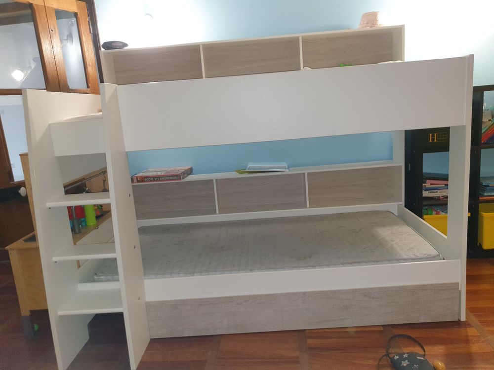 Lit superpos&eacute; bois blanc avec rangements Mobilier enfants