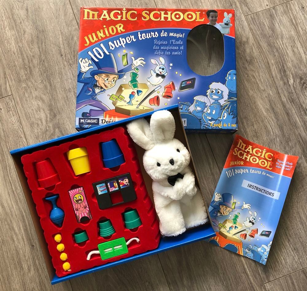Coffret de Magie Magic School Megagic - 101 tours de magie. Jeux / jouets