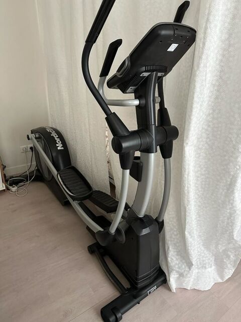 V�lo Elliptique pliable NordicTrack SpaceSaver SE7i 950 Paris 8 (75)