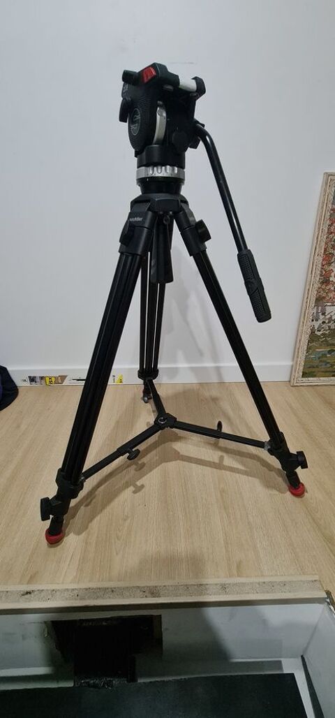 Tr�pied vid�o haut de gamme Sachtler Puteaux (92)