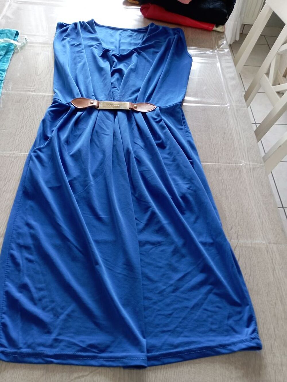 Habits femme Vêtements