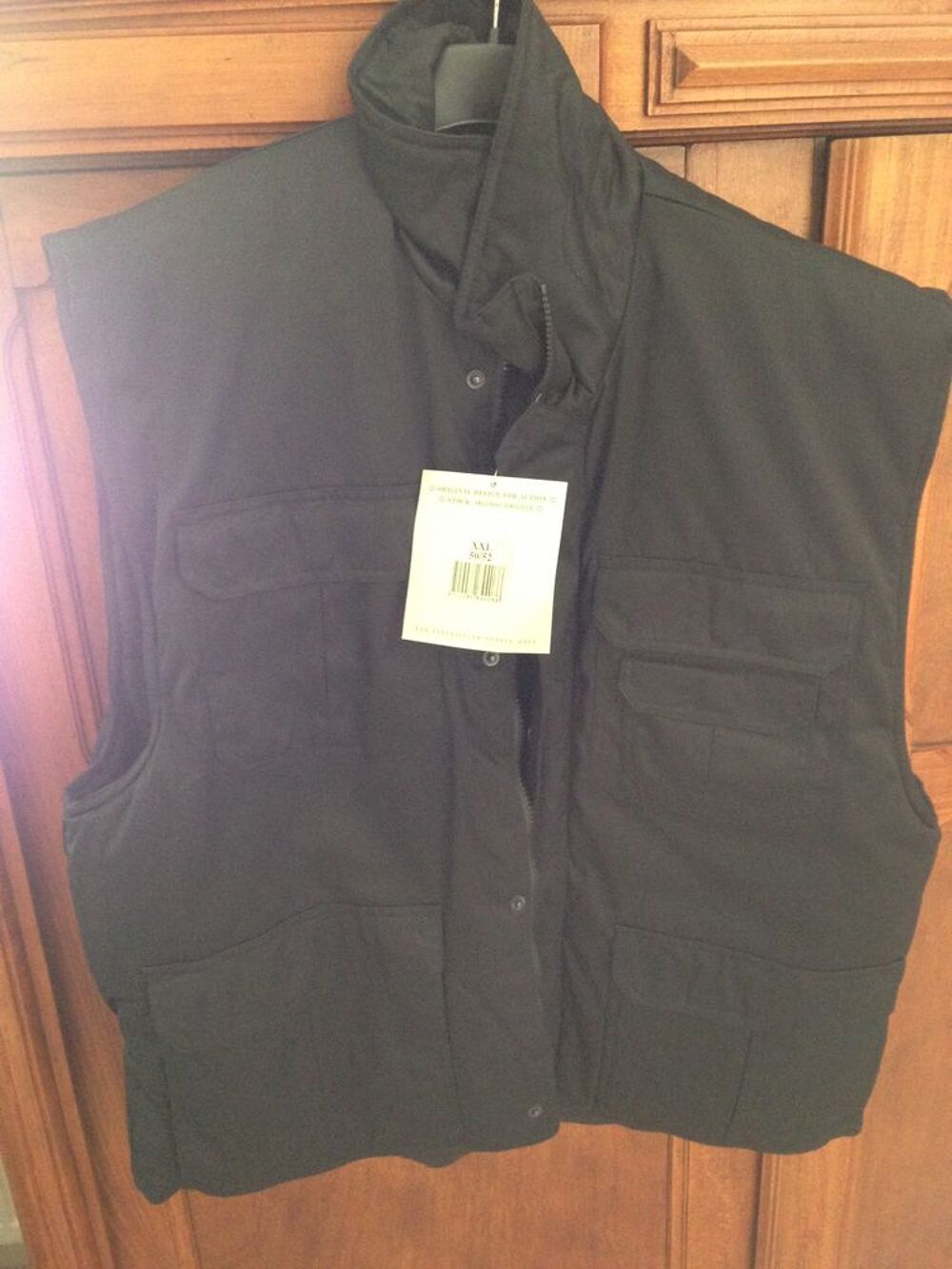 BLOUSON SANS MANCHE Vêtements