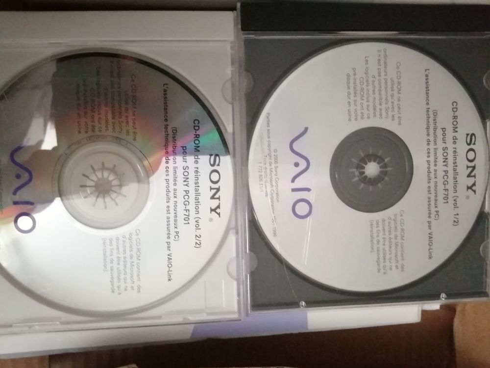 CD-ROM INSTALLATION ET DOCUMENTS VAIO 700 Matériel informatique