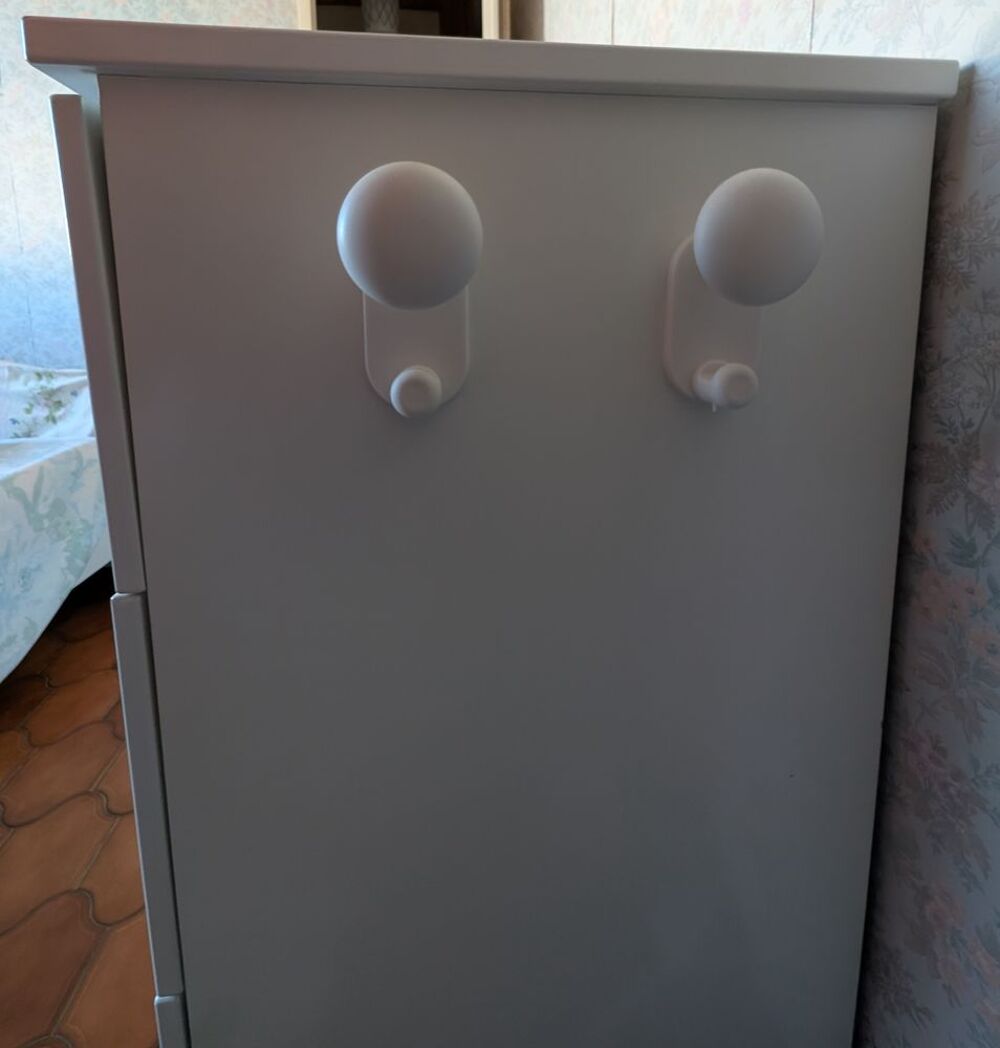 Commode ou commode &agrave; langer blanche Meubles