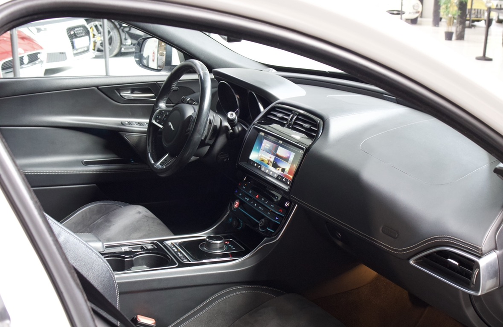 XE V6 3.0 - 340 Supercharged S A 2016 occasion 35440 Montreuil-sur-Ille