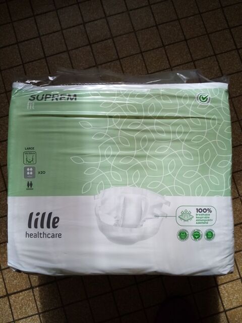 CHANGE-COMPLET  Maxi confort
T. L  ( paquet de 20 ) : 0 44650 Leg