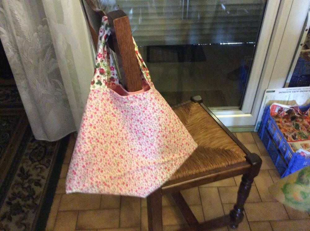 Tr&egrave;s joli sac &agrave; tarte pour les transporter fait main en coton Electroménager