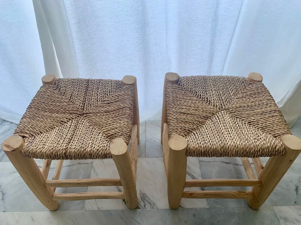 2 jolis petits tabourets bois et jonc tress&eacute; Meubles