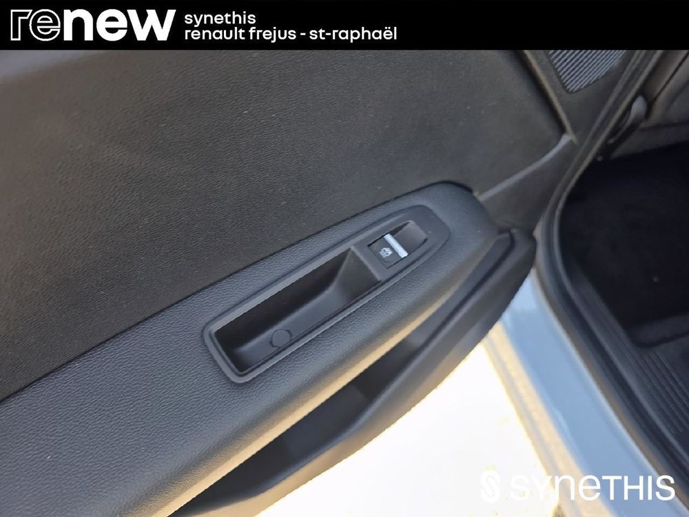 Captur TCe 90 Techno 2024 occasion 83600 Fr&eacute;jus