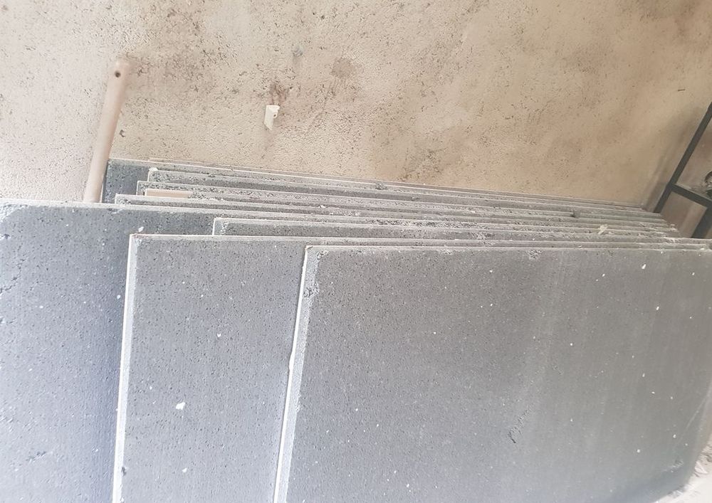 Lot 12 plaques BA13+10cm isolationpolystyrene TH32 2.50x1,20 Bricolage