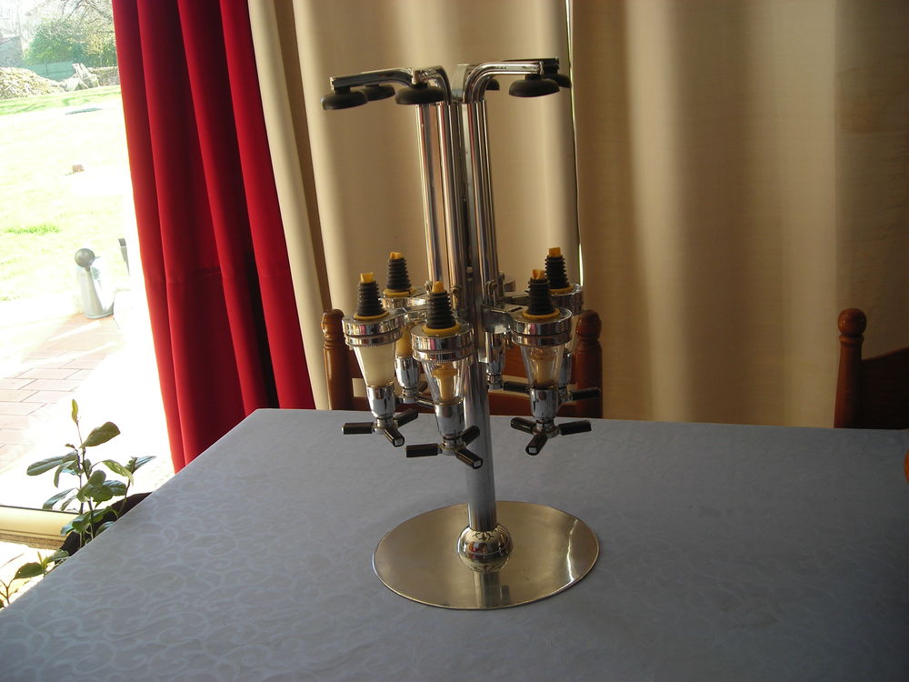 Distributeur &agrave; bouteilles Décoration