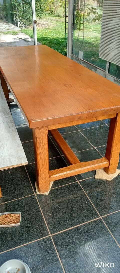 table   banc   4 chaises de salle  manger 1500 Villechtive (89)