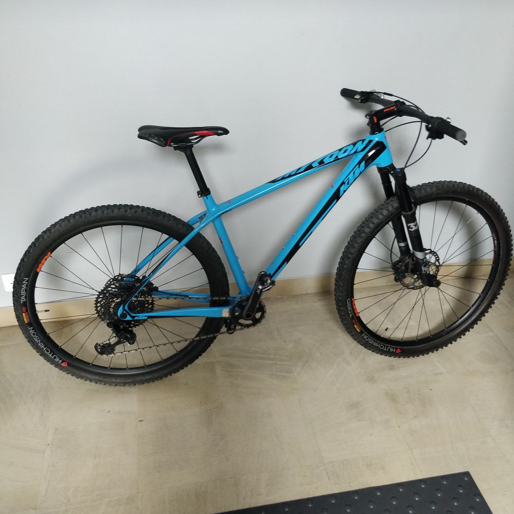 SINV&eacute;lo V.T.T =) K.T.M. Mod&egrave;le Myroon Elite av. Options Vélos