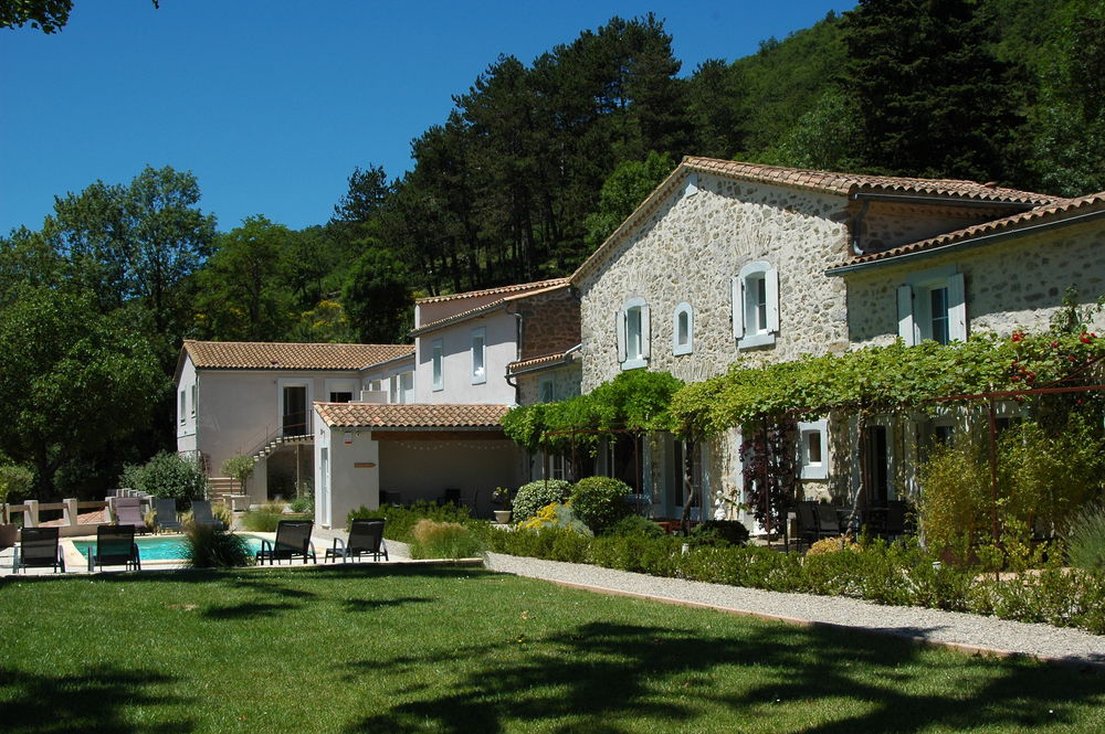 Vente Propriété/Château Propriété ENTIEREMENT rénovée, de 700 m² habitable, sur 21 h Belcastel-et-buc