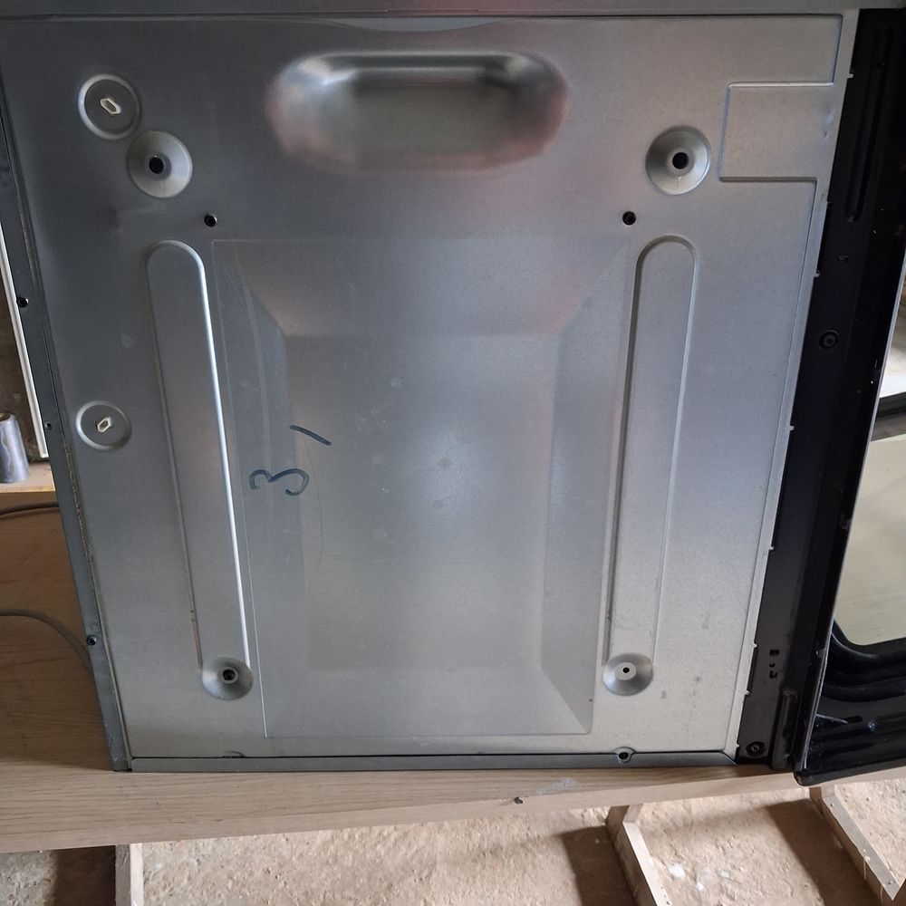 Four encastrable Electroménager