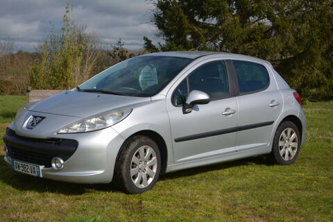 Peugeot 207 1.4e 75ch Urban 2009 occasion Épuisay 41360